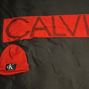 Calvin Klein Beanie & Scarf Set